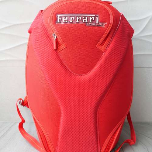 Hard shell Ferrari 法拉利Gear backpack (not Puma) 背囊 背包