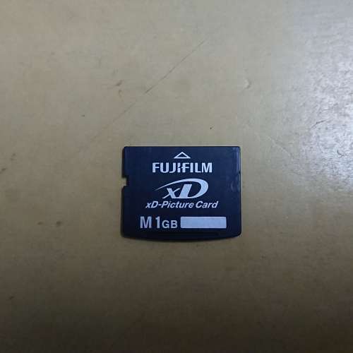 Fujifilm xD-Picture Card & Sandisk Compactflash Card