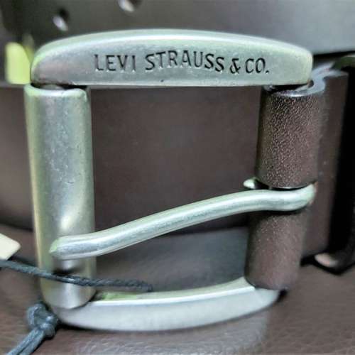 Levi's deep brown belt brand new have tag