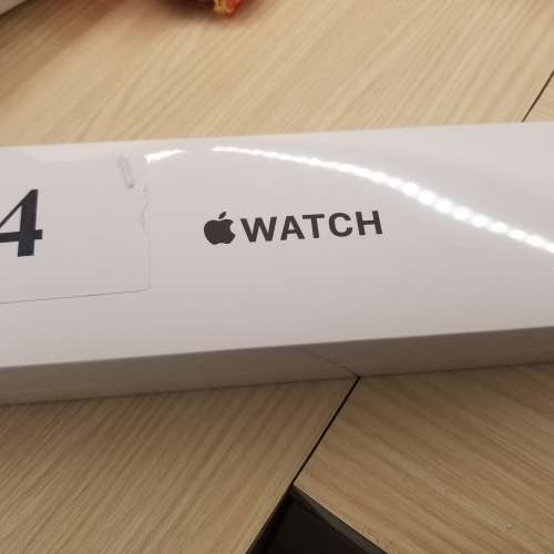全新 i watch Apple Watch SE 40mm Space Gray Aluminum GPS