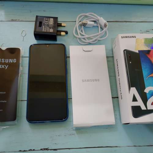 Samsung A20 行貨 90% new 齊件