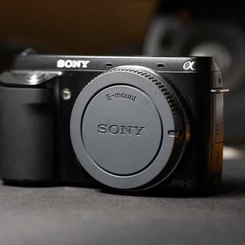 SONY NEX F3