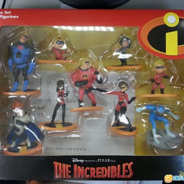 全新迪士尼超人特攻隊 THE INCREDIBLES 系列擺設1套