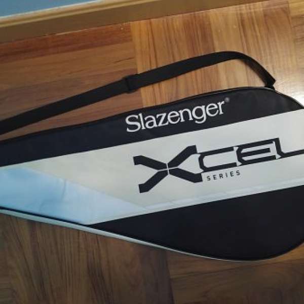 全新 Slazenger. Xcel Series 網球拍套