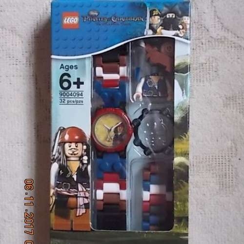 全新 LEGO Pirates Of The Caribbean Watch and Mini-figure Box Set