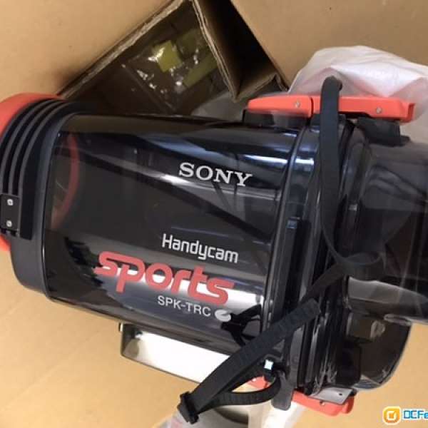 Sony Handycan 攝錄機潛水箱、免費贈送