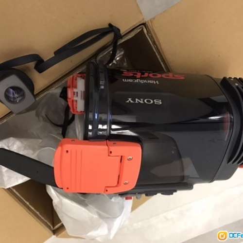 Sony Handycan 攝錄機潛水箱、免費贈送