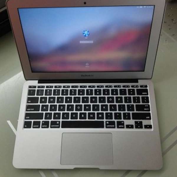 Apple MacBook Air "Core i5" 1.4GHz 11" (Early 2014)