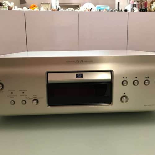 Denon SACD/CD player DCD-SA1