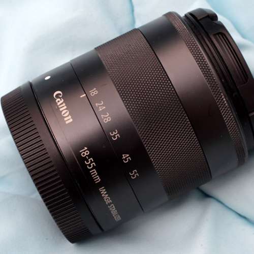 Canon M3 + EFM 18-55 F3.5-5.6 IS STM