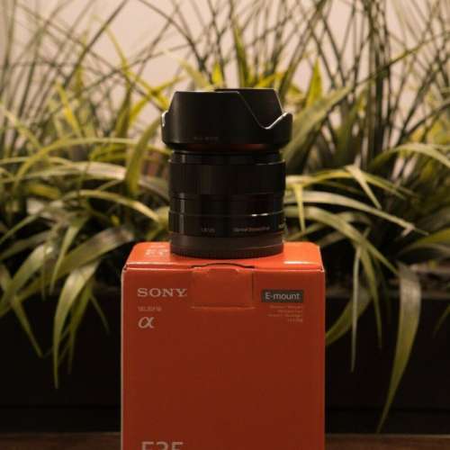 Sony 35/1.8 E-mount