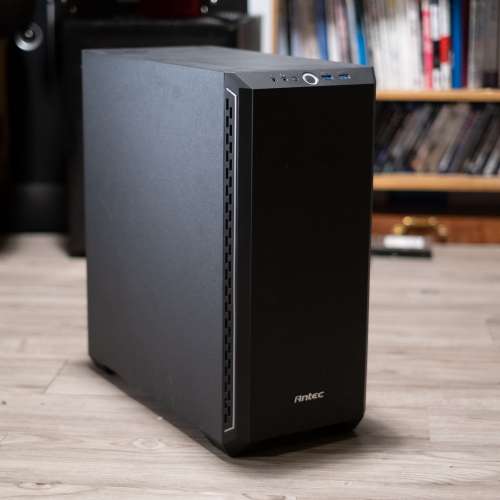 Intel 4790K, GA-Z87X-UD3H , 8GB Ram, Antec Case 一套