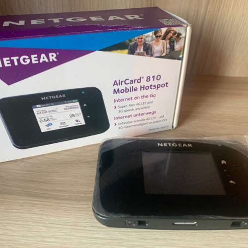 NETGEAR Aircard 810 (UNLOCKED) Wi-Fi Mobile TOUCHSCREEN with Super Fast 4G