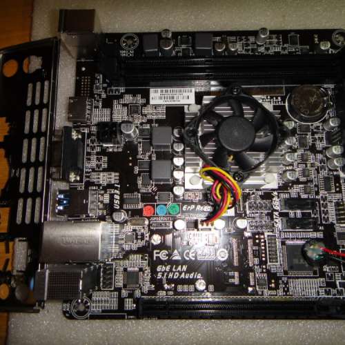 BIOSTAR A68N--5600E 內置四核CPU**內含window 10 Pro**加錢 可連itx鋁箱一同購買
