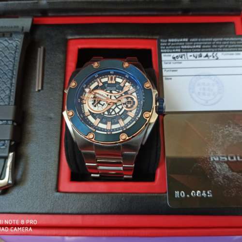 出售大熱NSquare 蛇皇海岸藍色鋼帶(皮帶)男裝腕錶