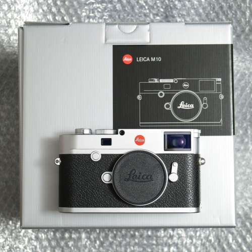 Leica M10 silver chrome finish 20001