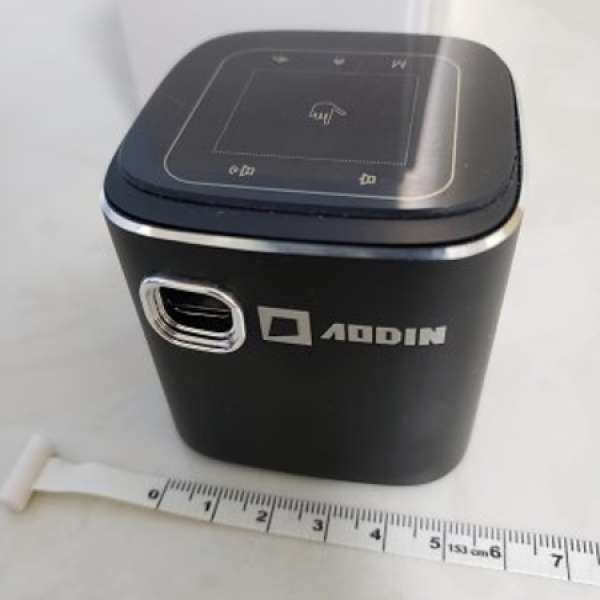 ADDIN mini projector 迷你投影器