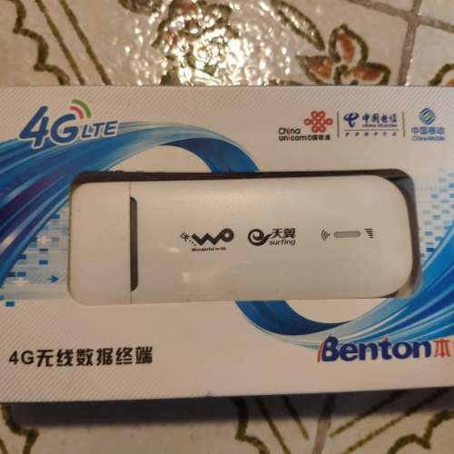 4G WIFI 手指 (插SIM 卡)