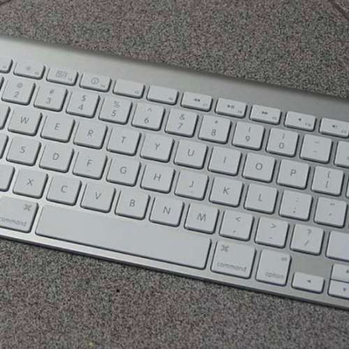 蘋果Apple Magic Keyboard 1鍵盤 行貨 100%全新 跟Imac機付送所以沒有盒