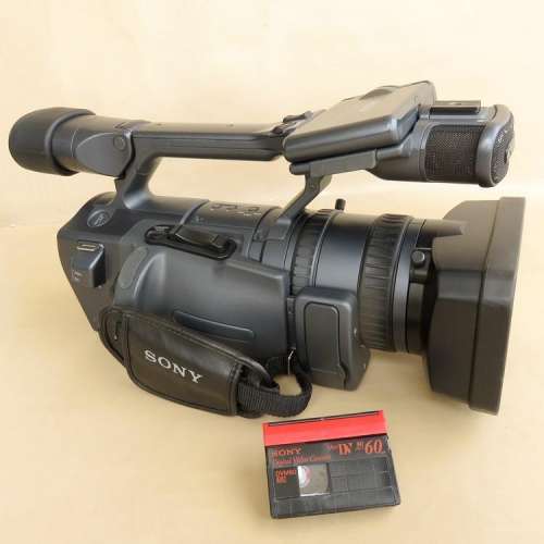 Sony HDR-FX1E HDV 1080i Video Camcorder 12 x Optical Zoom