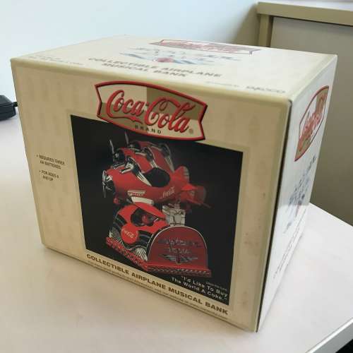 全新 Coca Cola Collectable Airplane Musical Bank