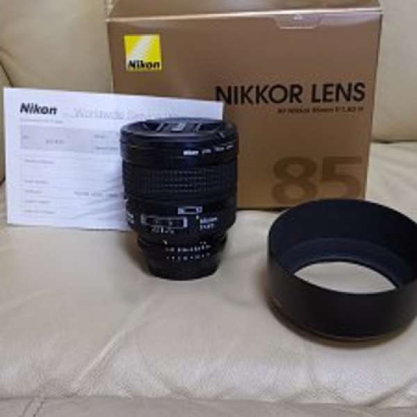 Nikon 85mm f1.4D，95以上新