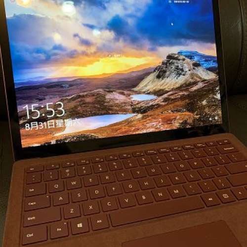 Microsoft Surface Laptop i5 256GB 8gb (桃紅)