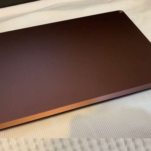 Microsoft Surface Laptop i5 256GB 8gb (桃紅)