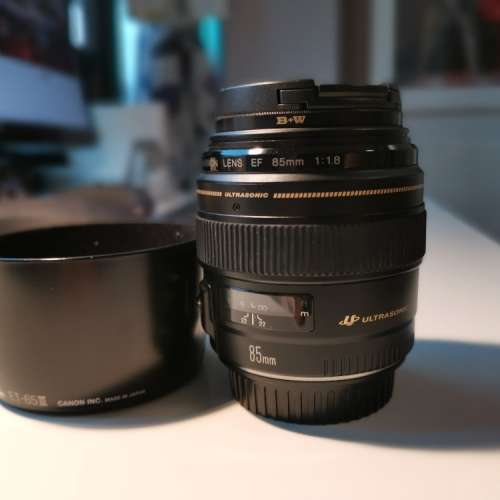 Canon EF 85mm F/1.8 USM + Hood + B+W filter