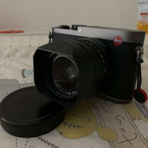 Leica Q 炭灰色 + B+W濾鏡