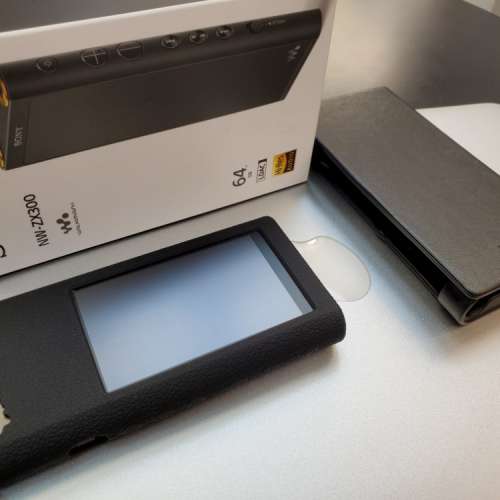 99% 新行貨SONY NW-ZX300 64gb Walkman Hi-Res Player 小黑磚