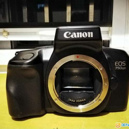 Canon eos 750QD菲林單反 >>>入電功能正常