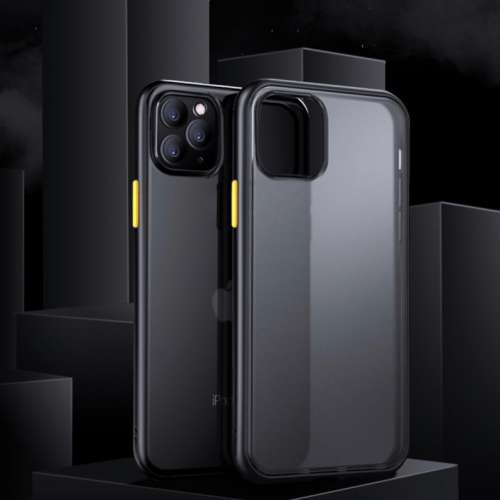 iPhone Case 11/11pro/11pro max 透黑磨砂軟邊殻！送全屏玻璃貼一張！