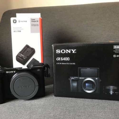 Sony a6400 行貨 99% New (body only) + smallrig mount + ACC TRW原裝叉機