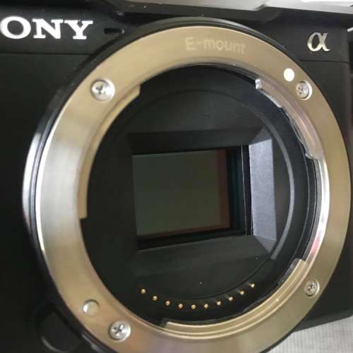 Sony a6400 行貨 99% New (body only) + smallrig mount + ACC TRW原裝叉機