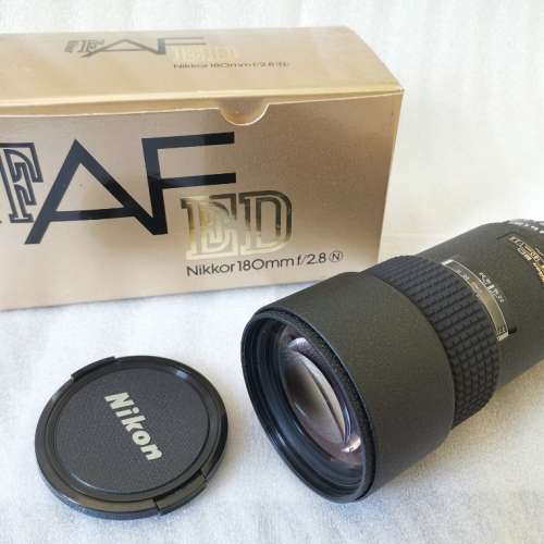 Nikon AF 180mm F2.8 ED 玻璃人像鏡王