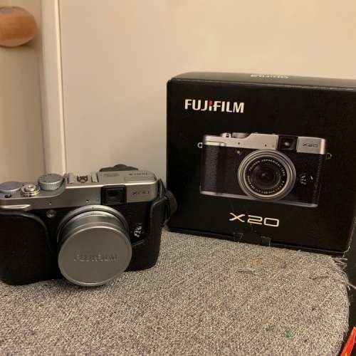 富士 Fujifilm X20 made in Japan Silver 銀色 (90% new)