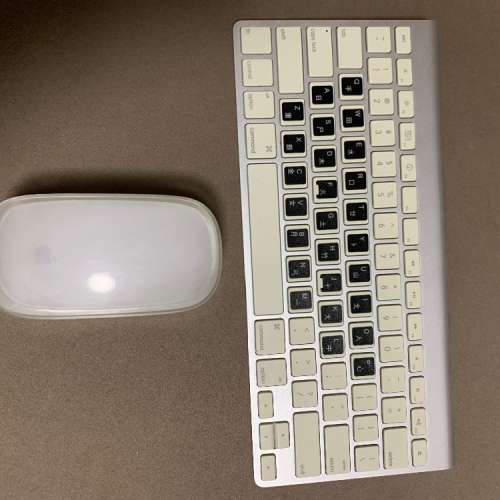 Apple Magic Keyboard and Mouse Gen 1