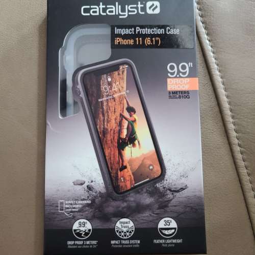 99%新catalyst iPhone 11 case（透明）