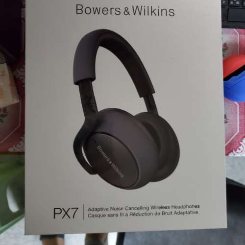 Bowers & wilkins px7耳機