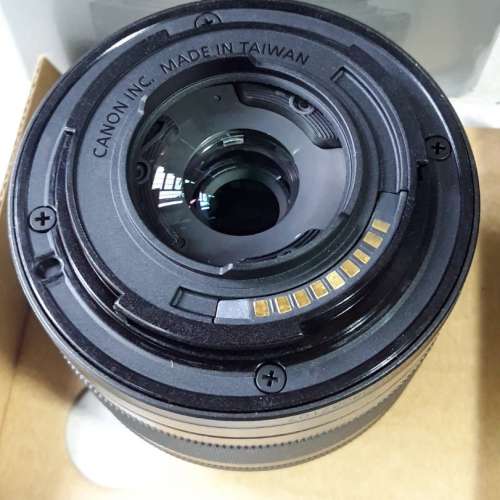 Canon EF-M 15-45mm f/3.5-6.3