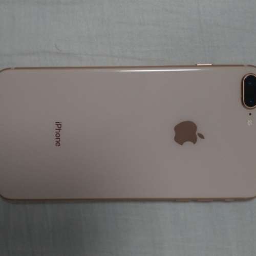 iPhone 8 plus 256G 金色