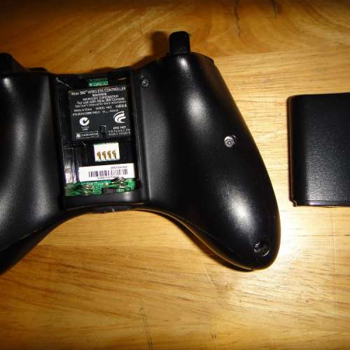 Xbox 360 黑色無線手制一隻