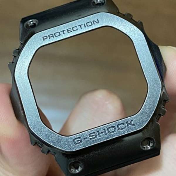 100% New 原裝正貨 G-shock GMW-B5000V-1 舊化版本金屬外殼連錶帶
