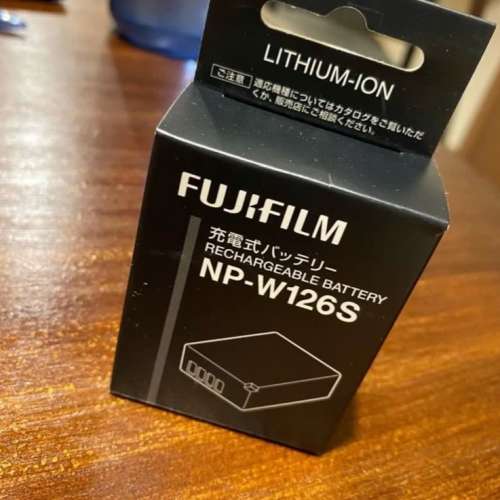 Fuji NP-W126S 全新電池 (買X100V 增送，可以上 Fuji Studio 取)
