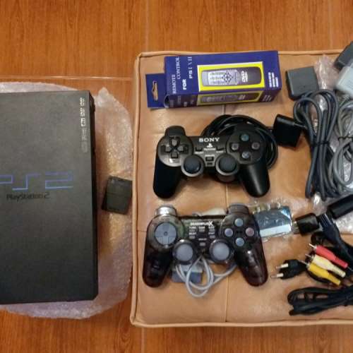 平售新淨PlayStation PS2套裝