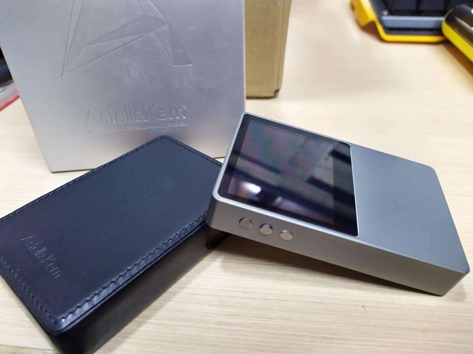 AK 120 Astell & Kern AK120 Titan DAP 播放器人聲通透- 二手或全新