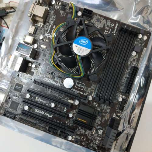 Asrock B85M Pro4 Socket 1150 主板 + Intel G3258 3.2GHz