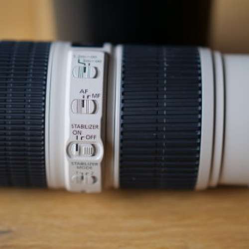 99% new Canon 70-200/4 L IS USM