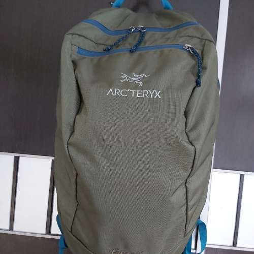 Arcteryx Pyxis 18L Backpack,輕巧,少用新淨平售gregory north face porter hersch...